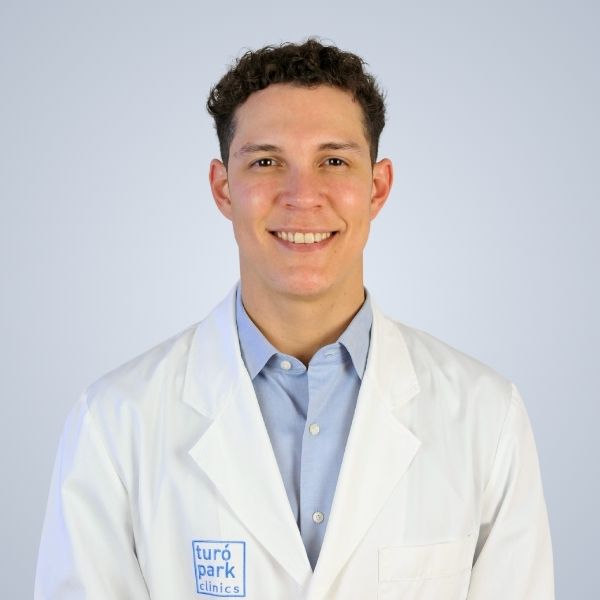 Camilo r. van strahlen